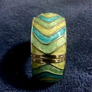 Multi colored bracelet